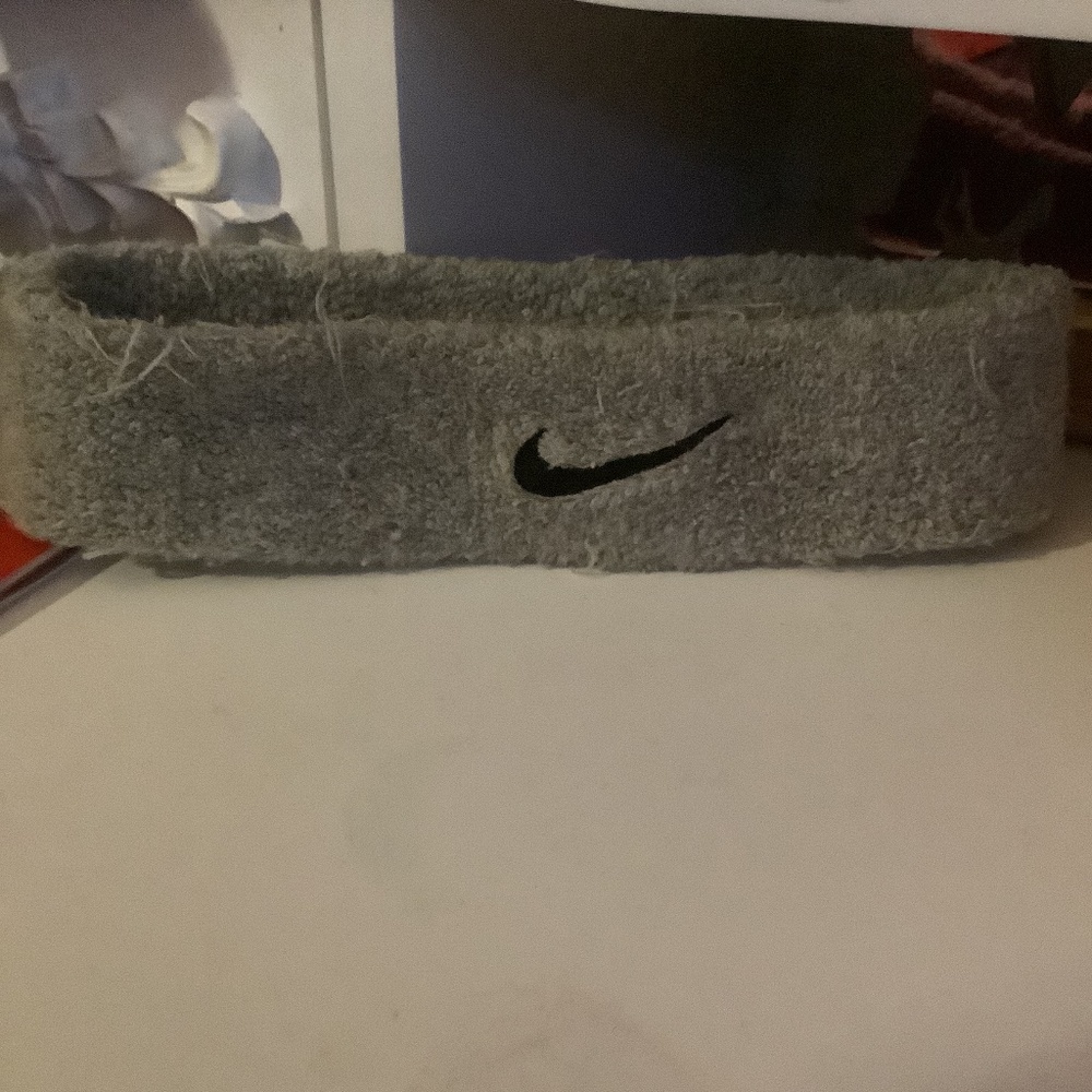Nike headband